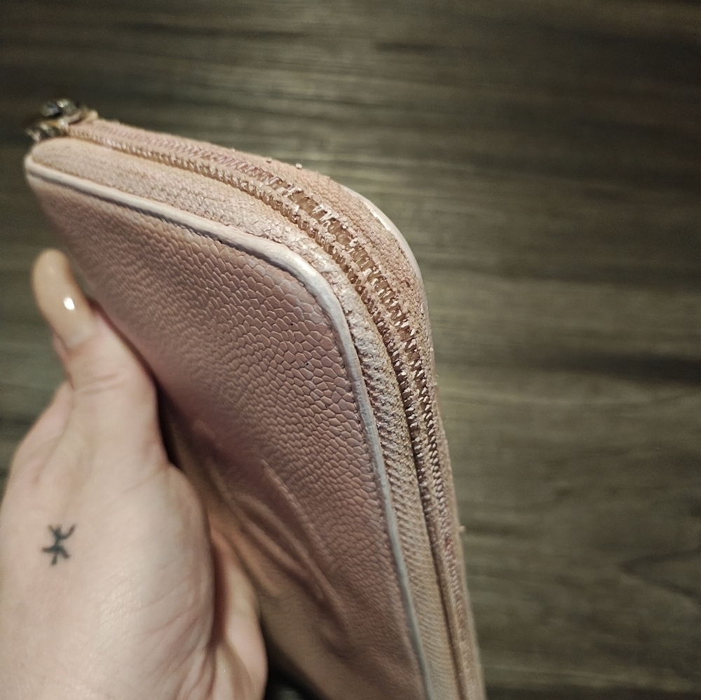 CHANEL CC Caviar Continental Zip Long Wallet - Picture 4 of 13